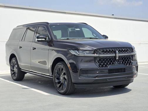 Gray 2026 Lincoln Navigator Reserve