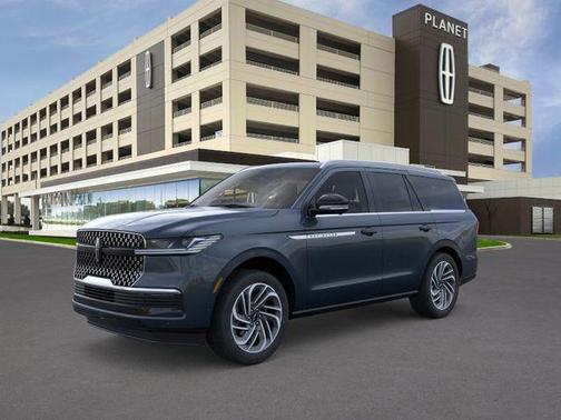Flight Blue Metallic Clearcoat 2026 Lincoln Navigator Reserve