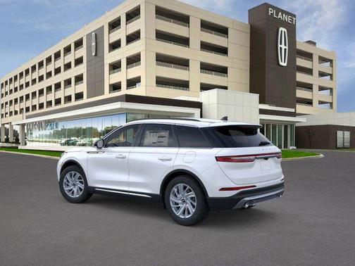 Pristine White Metallic Tri-Coat 2026 Lincoln Corsair Premiere