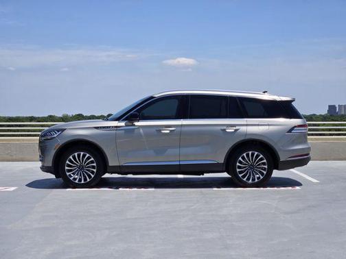 Jewel Sandstone Metallic Premium Colorant 2023 Lincoln Aviator Reserve AWD