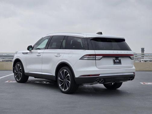 Pristine White Metallic Tri-Coat 2026 Lincoln Aviator Reserve AWD