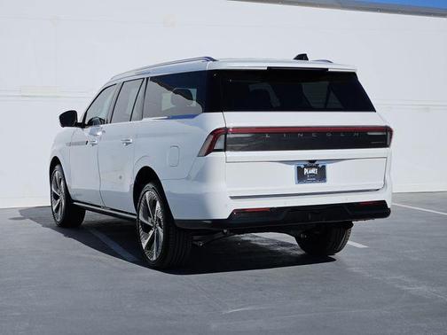 2026 Lincoln Navigator Black Label