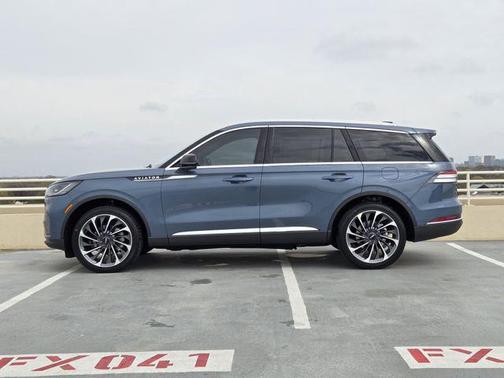 2026 Lincoln Aviator Reserve AWD