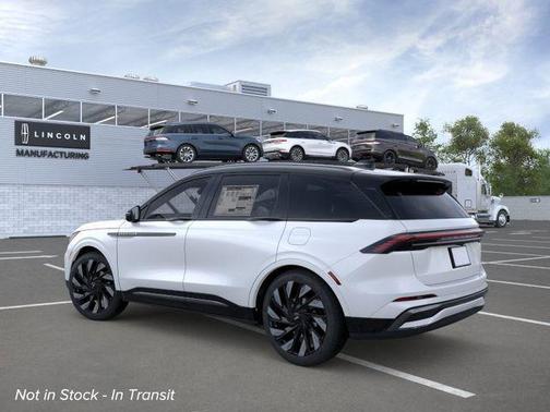 Platinum 2026 Lincoln Nautilus Reserve