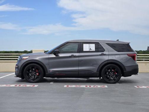 Carbonized Gray Metallic 2023 Ford Explorer ST