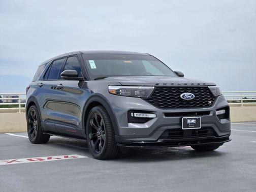 Carbonized Gray Metallic 2023 Ford Explorer ST