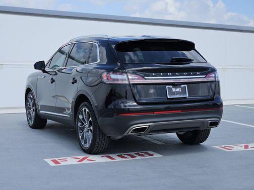 Infinite Black Metallic Clearcoat 2023 Lincoln Nautilus Reserve