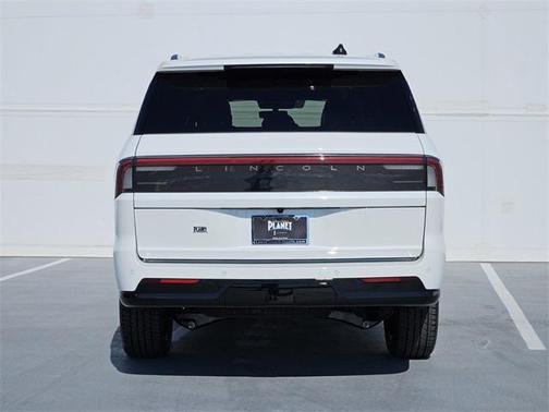 2025 Lincoln Navigator Black Label