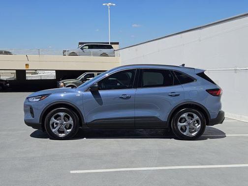 Vapor Blue Metallic 2025 Ford Escape ST-Line