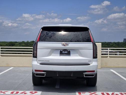 Crystal White Tricoat 2023 Cadillac Escalade Premium Luxury