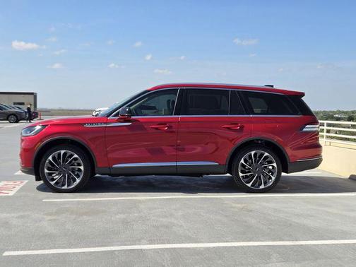 Red Carpet Metallic Tinted Clearcoat 2026 Lincoln Aviator Reserve AWD