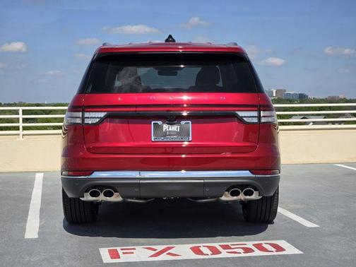 Red Carpet Metallic Tinted Clearcoat 2026 Lincoln Aviator Reserve AWD