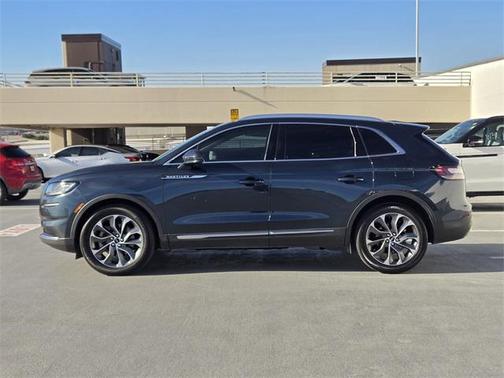 2022 Lincoln Nautilus Reserve