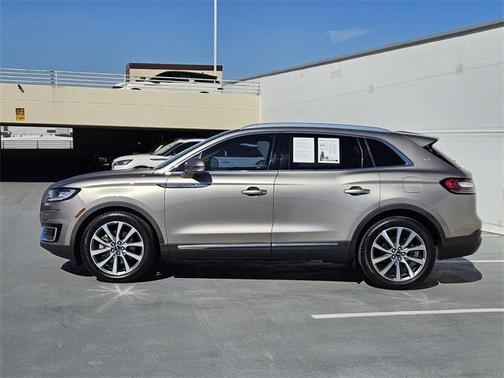 2019 Lincoln Nautilus Select