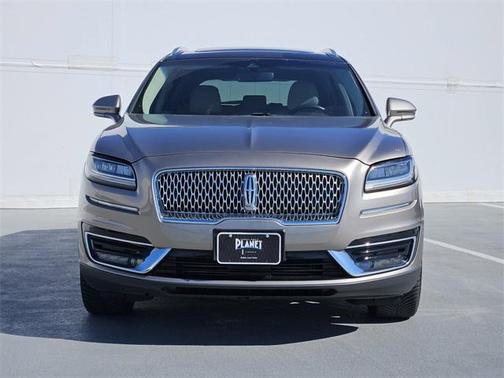2019 Lincoln Nautilus Select