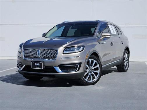2019 Lincoln Nautilus Select
