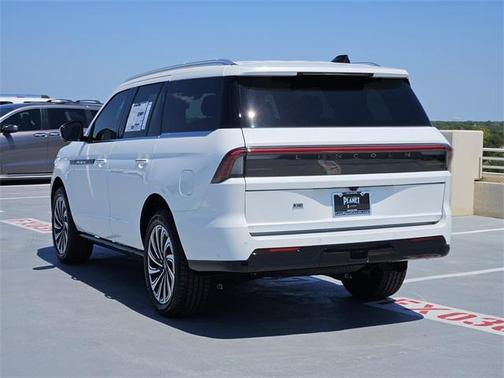2025 Lincoln Navigator Black Label