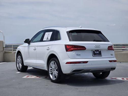 Ibis White 2018 Audi Q5 2.0T Tech Premium