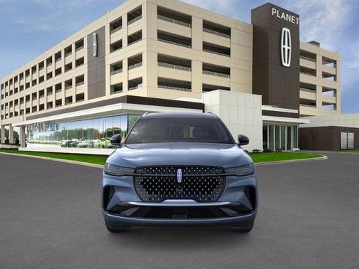 Whisper Blue Metallic Clearcoat 2026 Lincoln Nautilus Reserve