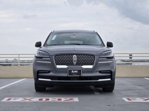 Asher Gray Metallic Clearcoat 2024 Lincoln Aviator Premiere