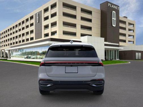 Gray Matter Metallic Clearcoat 2026 Lincoln Nautilus Premiere