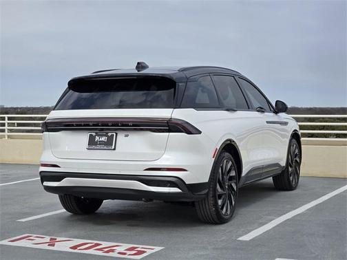 2026 Lincoln Nautilus Reserve