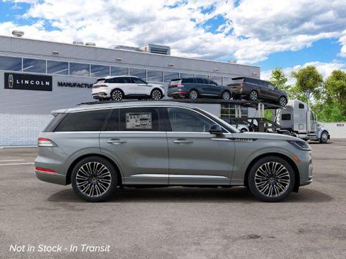Avalanche 2027 Lincoln Aviator Black Label AWD