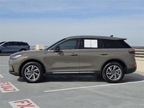 2025 Lincoln Corsair Premiere