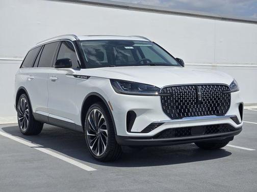 Pristine White Metallic Tri-Coat 2026 Lincoln Aviator Reserve AWD