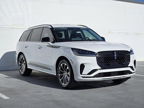 2026 Lincoln Aviator Premiere