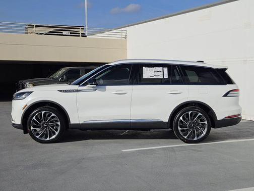 Pristine White Metallic Tri-Coat 2026 Lincoln Aviator Reserve AWD