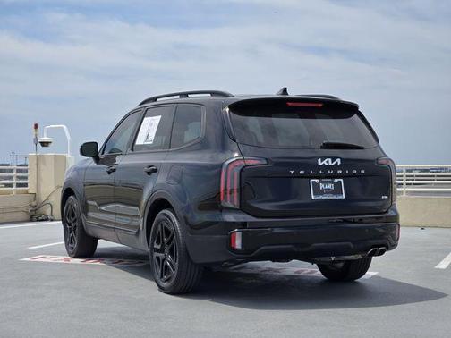 Ebony Black 2024 Kia Telluride SX X-Line