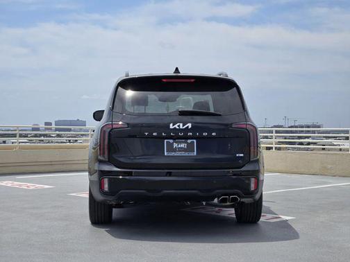 Ebony Black 2024 Kia Telluride SX X-Line