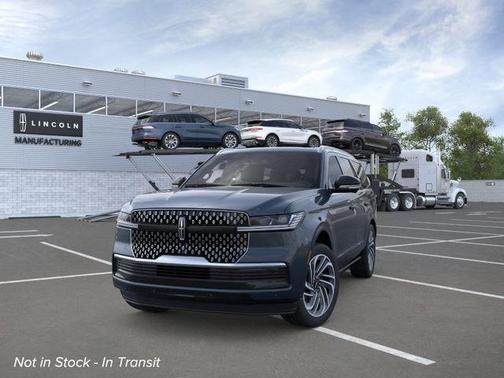 Flight Blue Metallic Clearcoat 2026 Lincoln Navigator Reserve