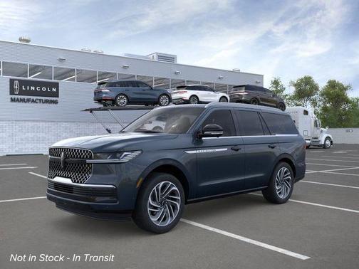 Flight Blue Metallic Clearcoat 2026 Lincoln Navigator Reserve