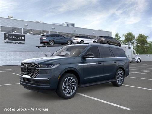 2026 Lincoln Navigator Premiere