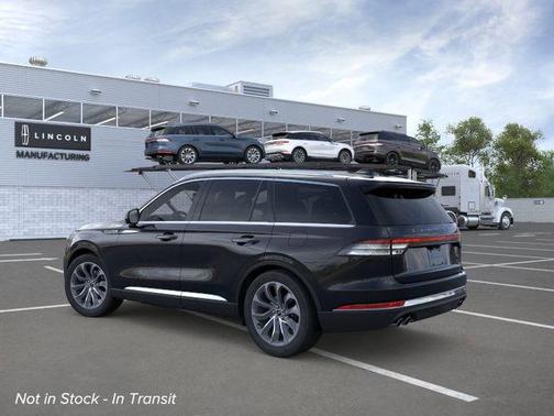 Infinite Black Metallic Clearcoat 2026 Lincoln Aviator Reserve AWD