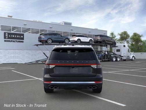 Infinite Black Metallic Clearcoat 2026 Lincoln Aviator Reserve AWD