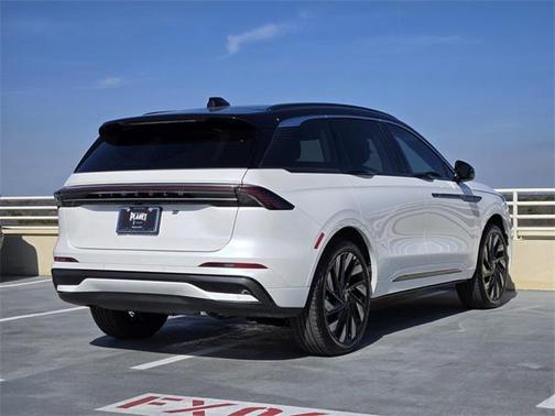 2026 Lincoln Nautilus Black Label