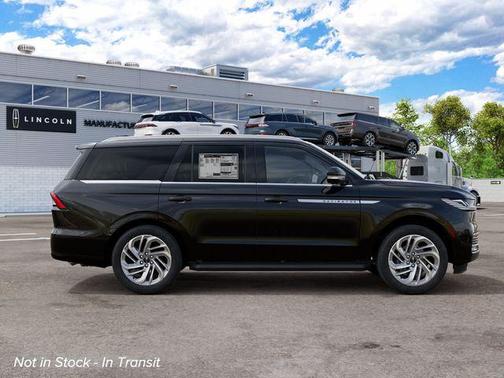 infinite black metallic clearcoat 2027 Lincoln Navigator Premiere
