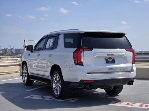 White Frost Tricoat 2021 GMC Yukon Denali