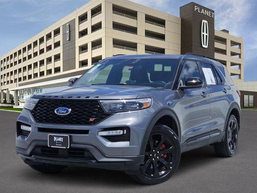 Carbonized Gray Metallic 2023 Ford Explorer ST