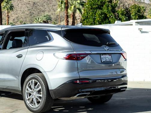 2023 Buick Enclave Premium