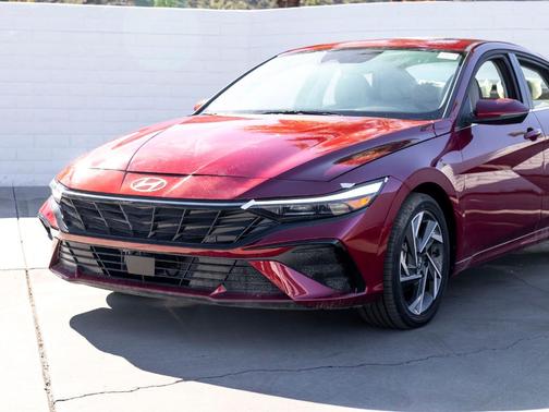 2025 Hyundai ELANTRA HEV Limited