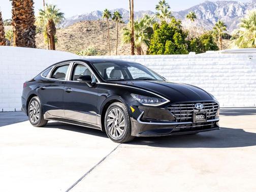 2023 Hyundai SONATA Hybrid Limited
