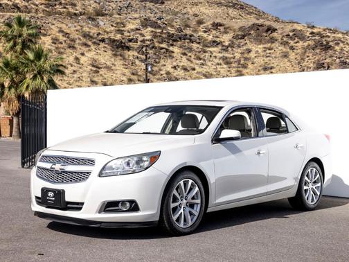 White Diamond Clearcoat 2013 Chevrolet Malibu 1LZ
