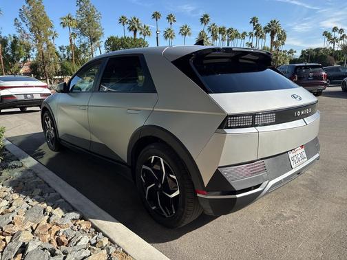 2023 Hyundai IONIQ 5 SEL