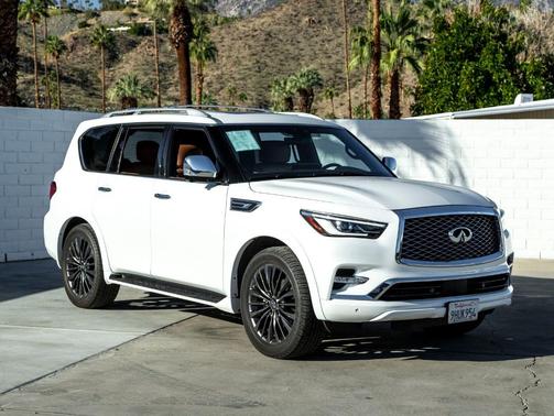 2023 INFINITI QX80 SENSORY