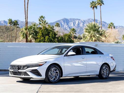 2026 Hyundai ELANTRA HEV Blue