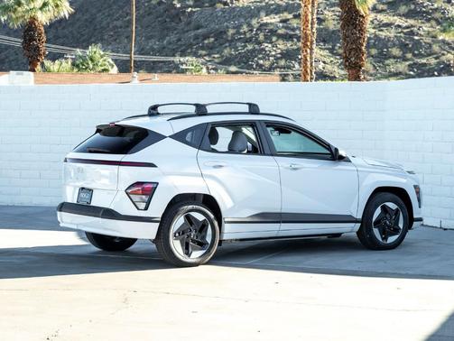 2025 Hyundai KONA EV SEL